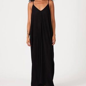 Love Stitch - Weekend Mila Maxi Dress - Pockets - Black and Olive- Size S/M